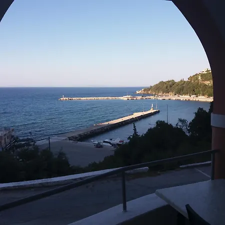 Harbour View - Oceanis * Poros (Kefalonia)