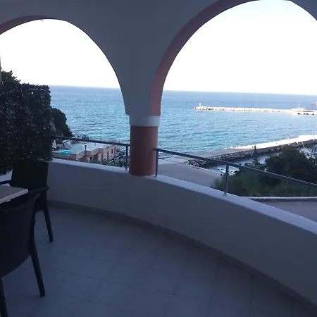 Apartment Harbour View - Oceanis Poros (Kefalonia)