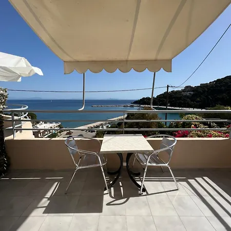 Harbour View - Oceanis * פורוס